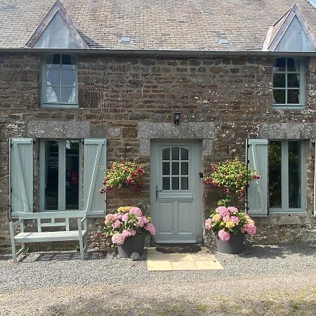 La Petite Maison - No 4 La Relierie Gavray-sur-Sienne Экстерьер фото